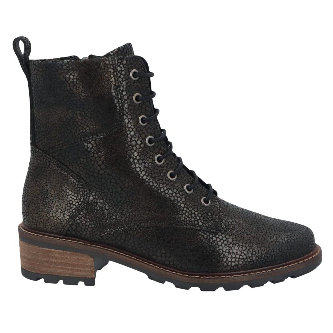 7_61000_01262_02_03 Kinga